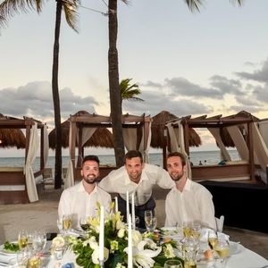 Meet your Posher, Victor